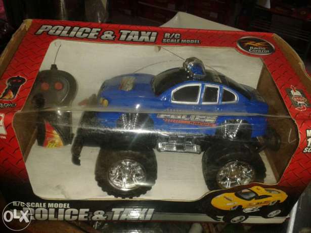 police &taxi jeep radio controll Alto-Maé - imagem 1