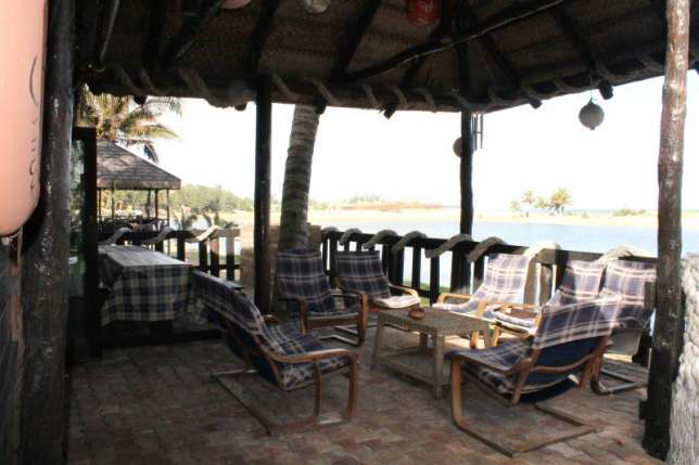 Vende-se o imperdivel LODGE na praia de Barra em Nhambane Bairro - imagem 6