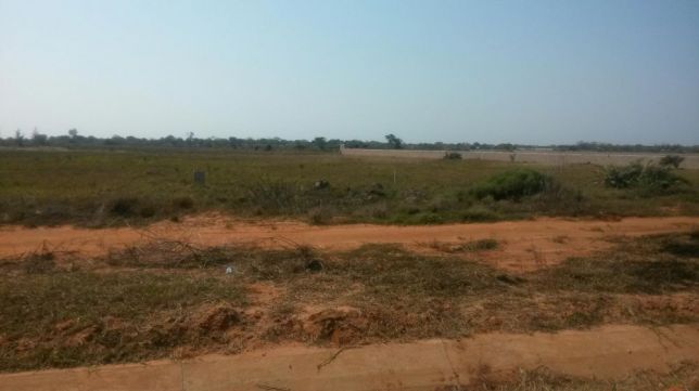 Transpassa-se terreno na berma da estrada circular Maputo - imagem 2