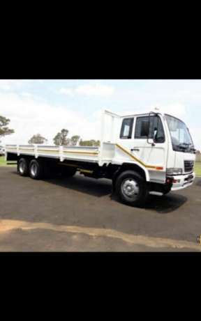 Nissan ud 100 dois eixos avenda na África do Sul Cidade de Matola - imagem 7