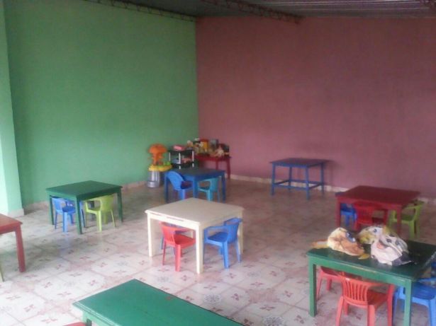 Vende-se escola || escolinha no guava Magoanine - imagem 4