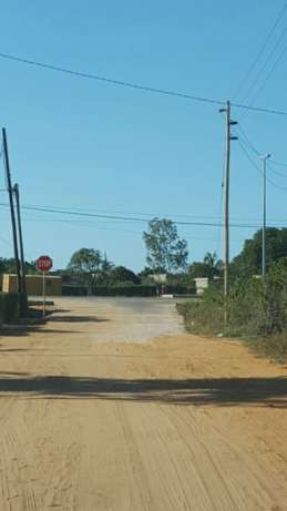 Trespasse terreno 20x40 em Chiango-70m da Circular Maputo - imagem 7