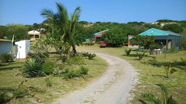 Vende-se Imperdivel LODGE na praia de Bilene no terreno de 2ha Praia de Bilene - imagem 3