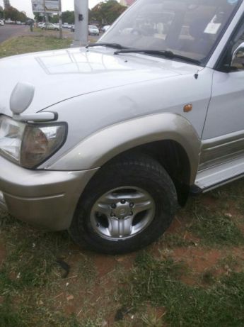 Vendo Toyota Prado Boane - imagem 5