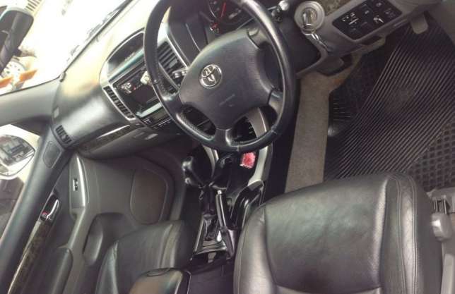 Toyota Land Cruiser Prado V6 TX Malhangalene - imagem 3