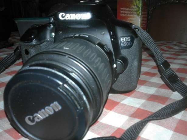 Vendo esta maquina Canon 650D com Carregador e cartão de 16G a 28mil Maputo - imagem 7