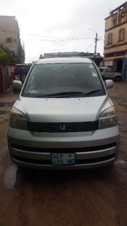 Toyota Voxy Beira - imagem 8