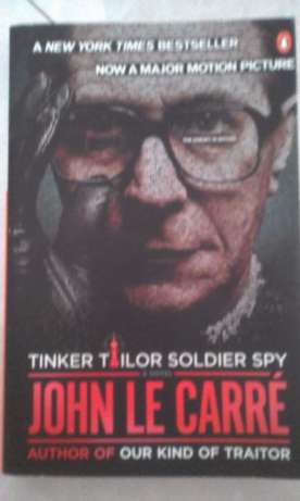 Livro Best Seller - TINKER TAYLOR SOLDIER SPY - Ingles Sommerschield - imagem 1