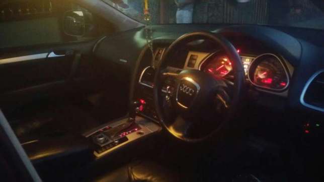 AUDIO Q 7 novo 4.2 V8 Maputo - imagem 5