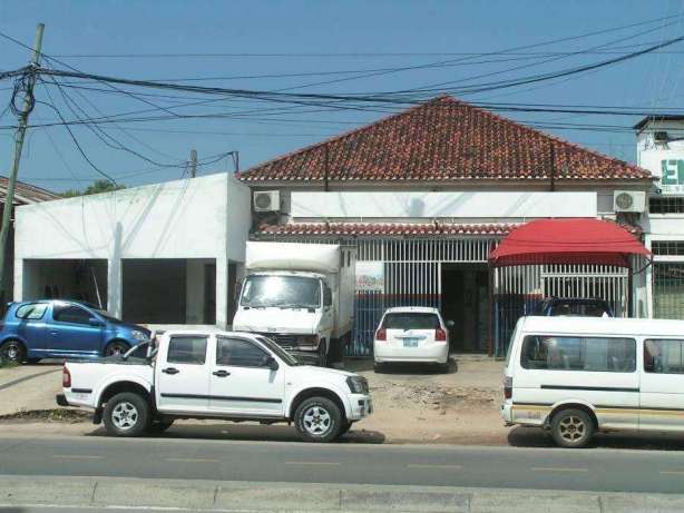 Vende-se armazém de 450m2 na Av. de Moçambique no Bairro do Jardim ao Alto-Maé - imagem 8