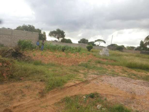 Vendo terrenos em guava 5 minutos da estrada Bairro do Jardim - imagem 3