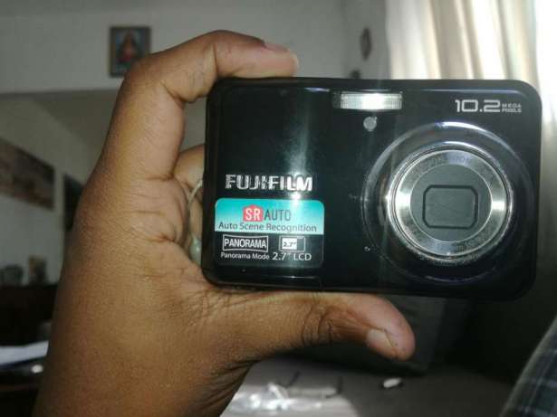 Camera digital Fujifilm 10.2 Megapixels Malhangalene - imagem 2