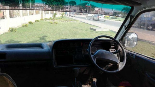 Vendo Toyota hiace 5l Machava - imagem 6