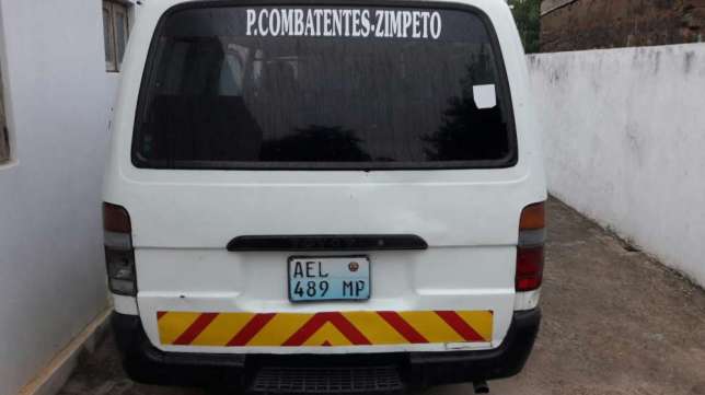 Vendo Hiace 5L caixa manual Maputo - imagem 2