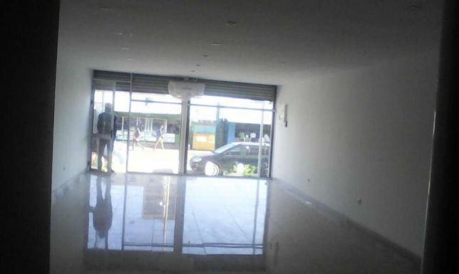 Arrendo nova uma loja na baixa Maputo - imagem 6