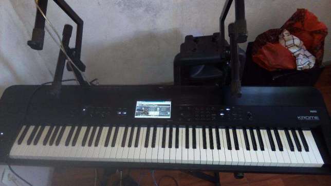 Korg krome 88 Wokstation Maputo - imagem 1