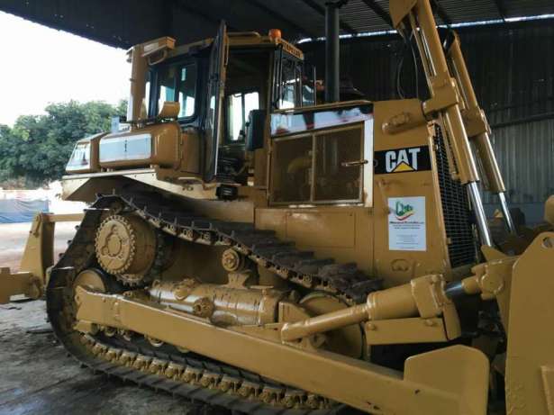 Bulldozer CAT D7R Cidade de Matola - imagem 1