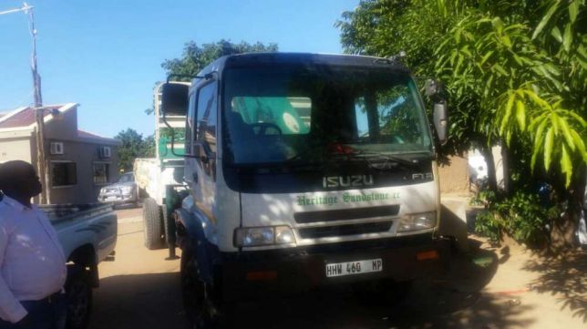 Isuzu FTR com Grua...san.9.80 Cidade Chokwé - imagem 1