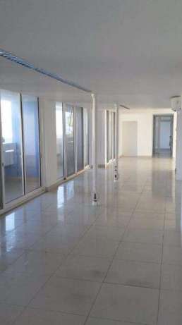 Arrenda-se :: Sala open space na Polana com 500 m2 Maputo - imagem 8