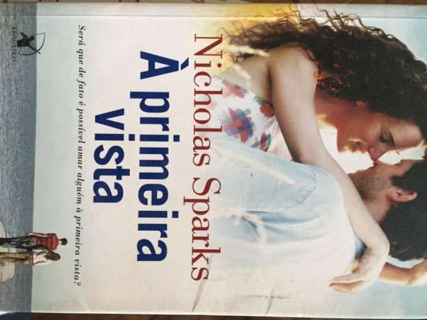 Vende-se livros de Nicholas Sparks Bairro Central - imagem 1