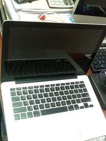 Vende-se screen e carcaça de MacBook Alto-Maé - imagem 1