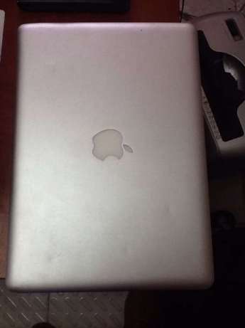 Vende-se screen e carcaça de MacBook Alto-Maé - imagem 3