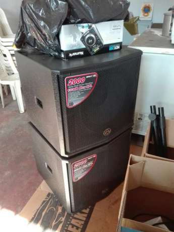 Vendo essas bass bins single 18