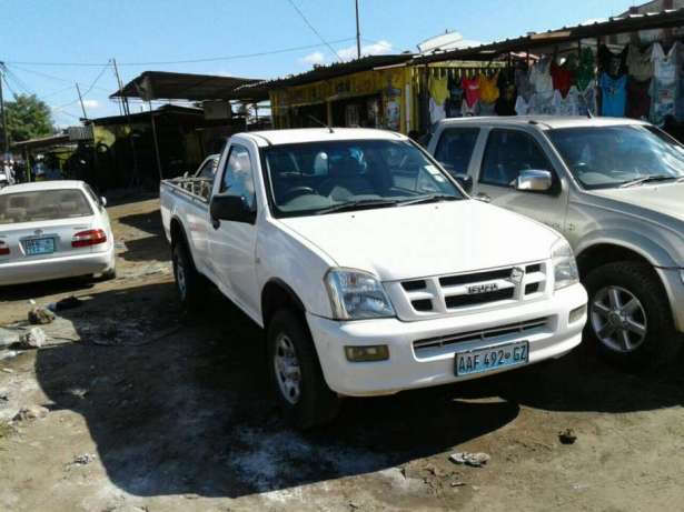 Isuzu Bairro do Jardim - imagem 1