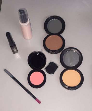 Make up/ Maquiagem - Promoção - queima de Stock Polana - imagem 1