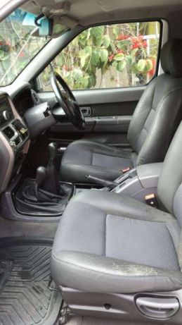 Vendo Nissan Hardbody Boane - imagem 4