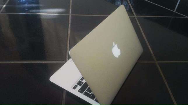 MacBook Air super clean a sair Bairro do Mavalane - imagem 2