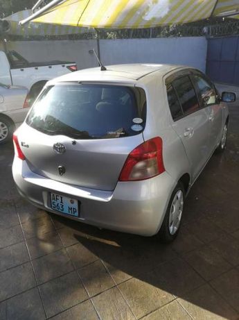 Vendo vitz 2005 Beira - imagem 1