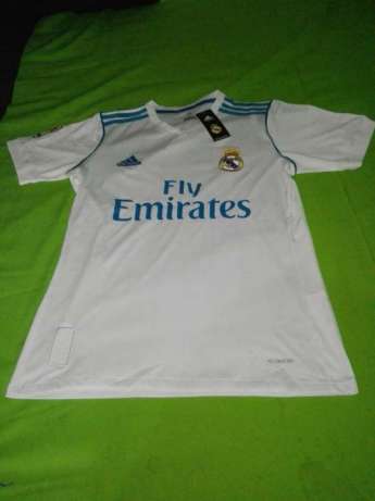 Camisetas Jersey de Real Madrid. Época 2016/17 Sommerschield - imagem 1