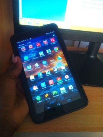 Smart tablet 3G em bom estado Bairro Central - imagem 1