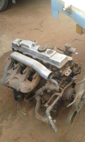 Vendo motor a diesel mitsubishi canter m40 Alto-Maé - imagem 1