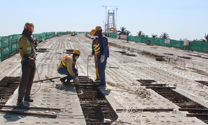 Empresa de construção chinesa suspensa por desrespeito a lei laboral