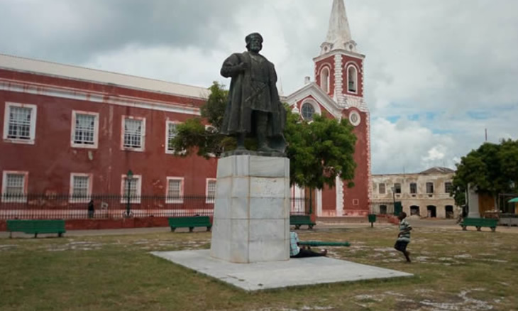 “Ilha de Moçambique: Ilha das duas cidades” em exposição em Maputo