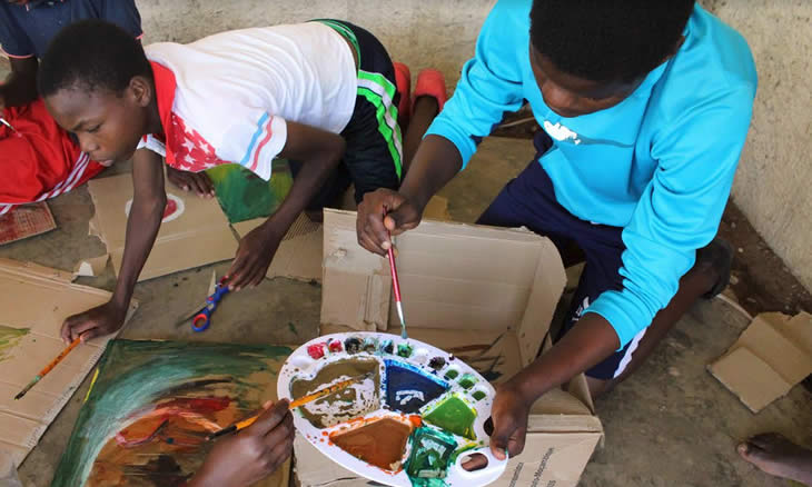 Kuvaninga lança livros produzidos pelas crianças da Aldeia SOS-Maputo