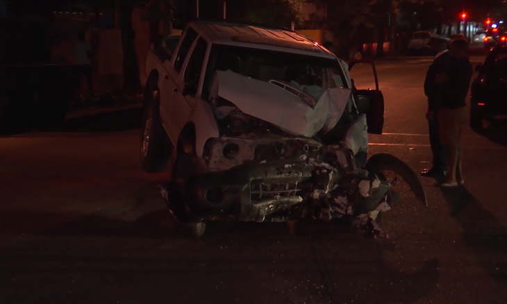 Três carros envolvidos num acidente e feridos graves em Maputo