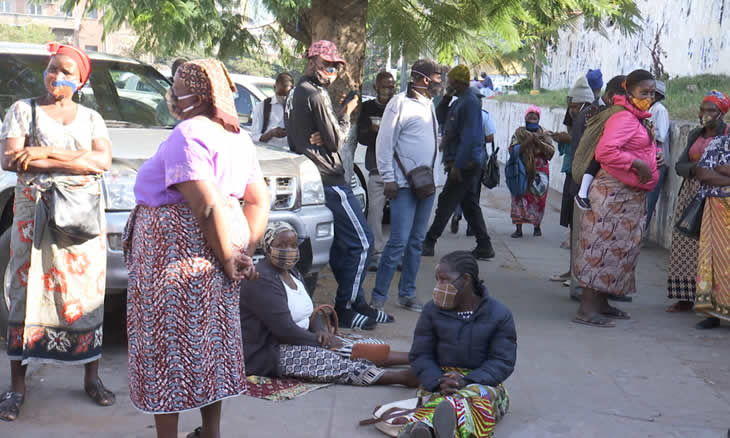 Famílias protestam contra falta de “subsídio de mobilidade” em Maputo 